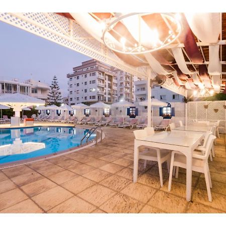 Sammy'S Hotel 키레니아 외부 사진
