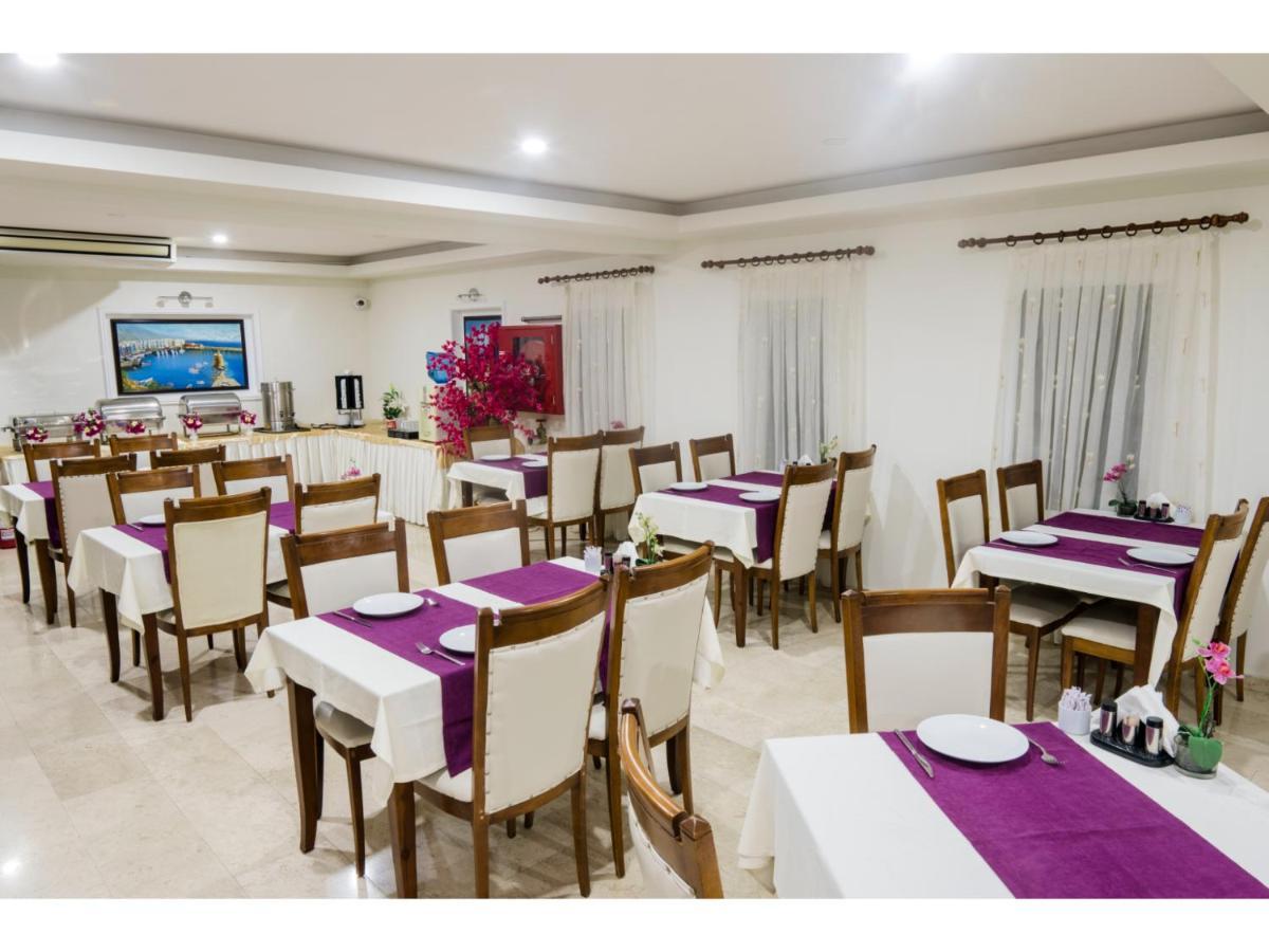 Sammy'S Hotel 키레니아 외부 사진